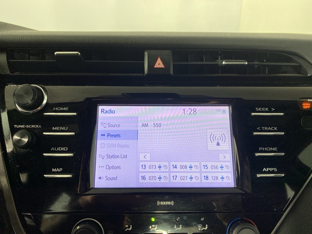 2020 Toyota Camry LE photo 24