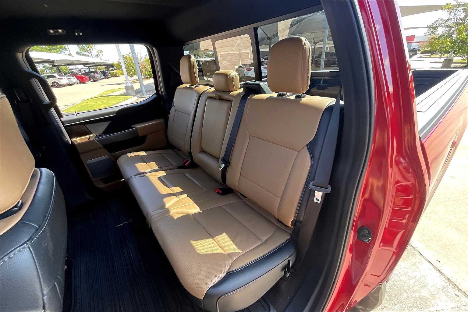 2021 Ford F-150 Lariat photo 19