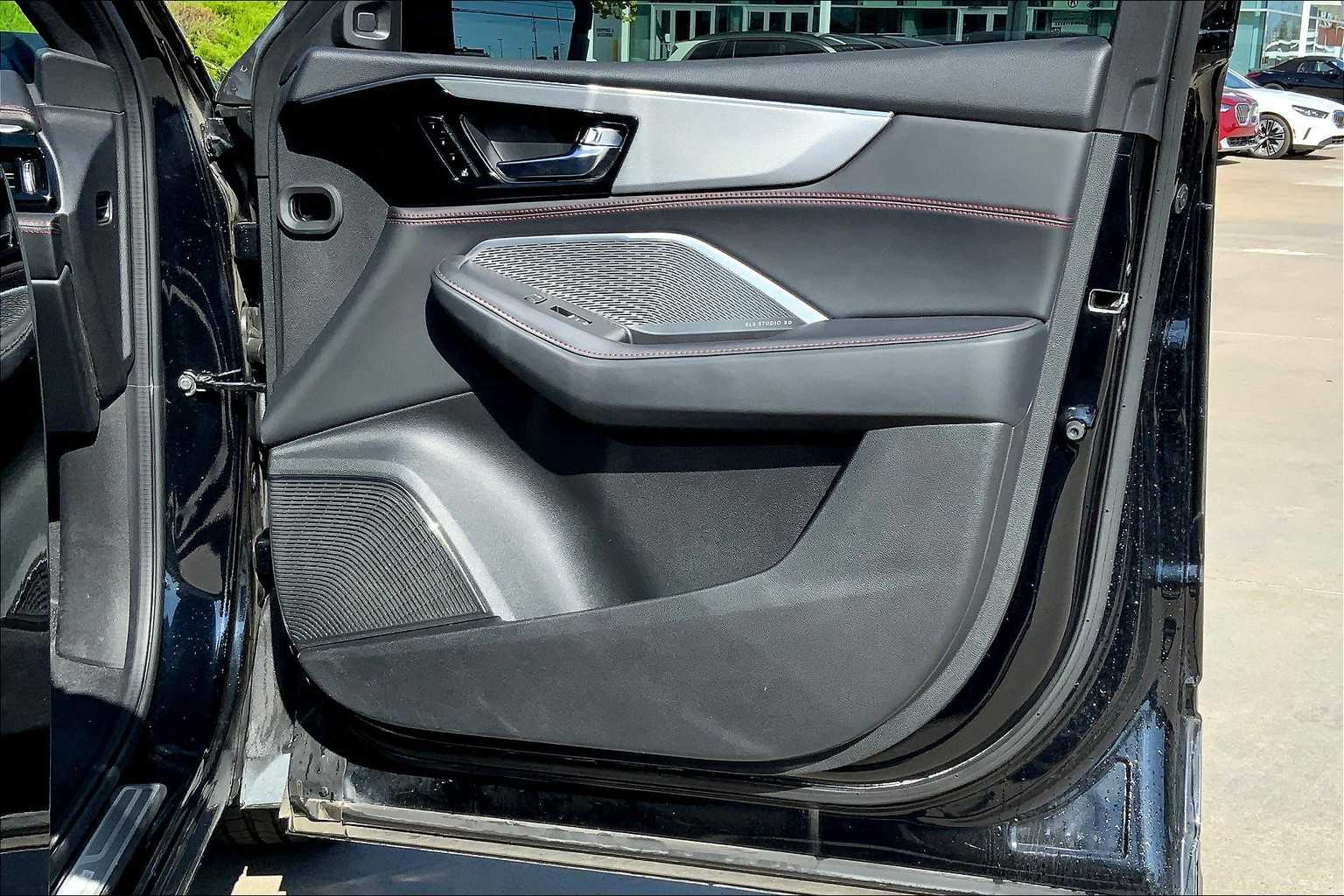 2022 Acura MDX A-Spec photo 19