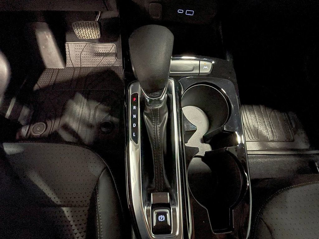 2024 Chevrolet Trax LT photo 22