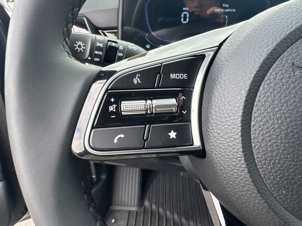 2025 Kia Seltos S photo 24