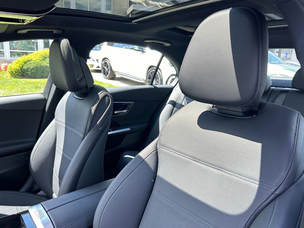 2024 Mercedes Benz C 300 4MATIC photo 38