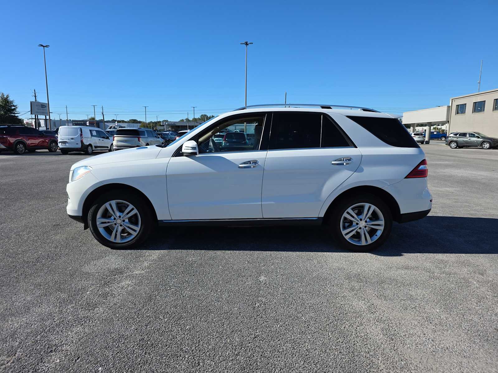 2014 Mercedes Benz ML 350 4MATIC photo 4