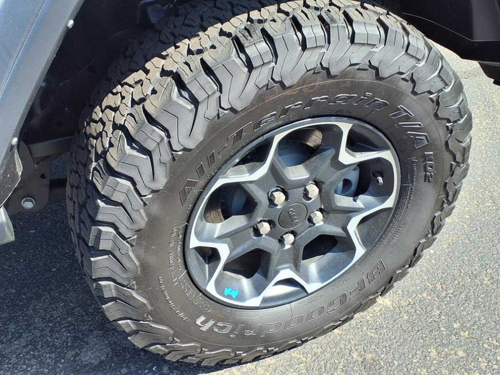 2022 Jeep Wrangler Unlimited Rubicon 4xe photo 9