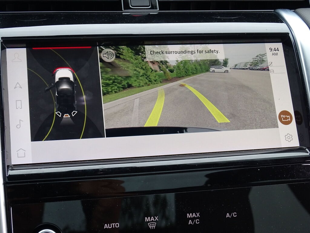 2022 Land Rover Discovery Sport S R-Dynamic photo 29