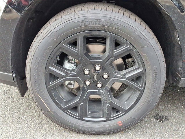 2025 Ford Maverick Lariat photo 4