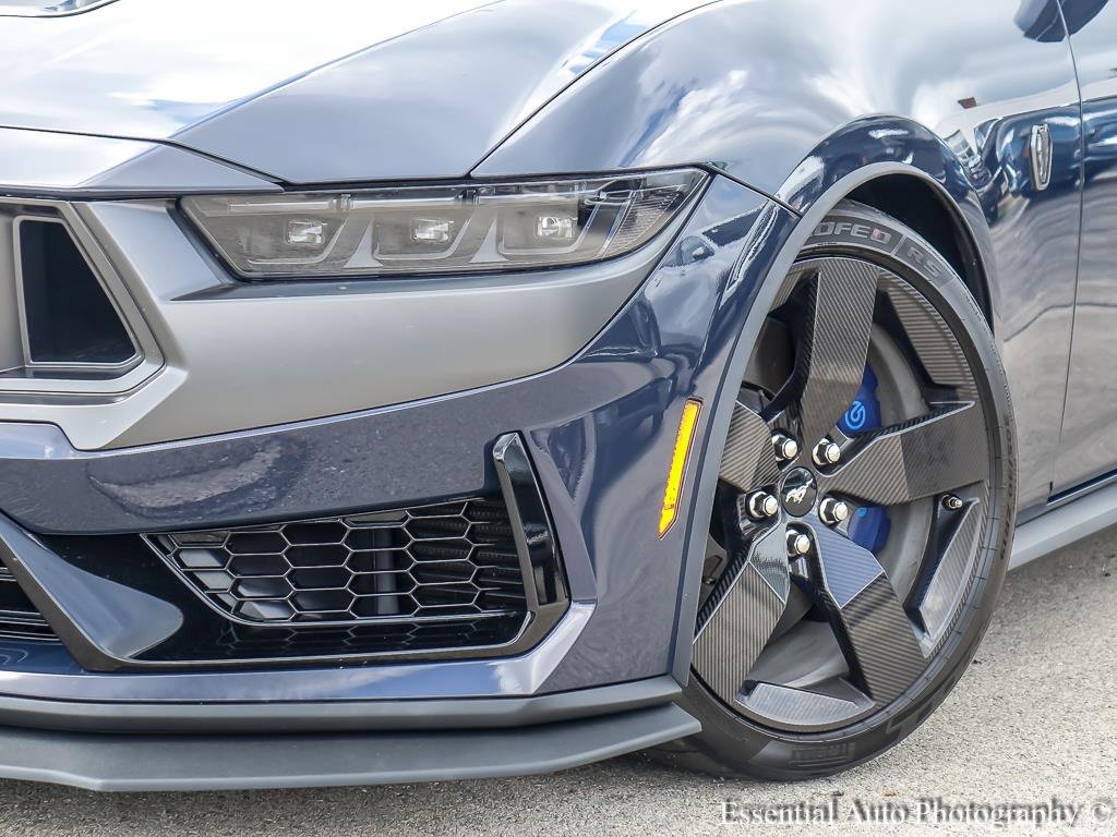 2024 Ford Mustang Dark Horse photo 4