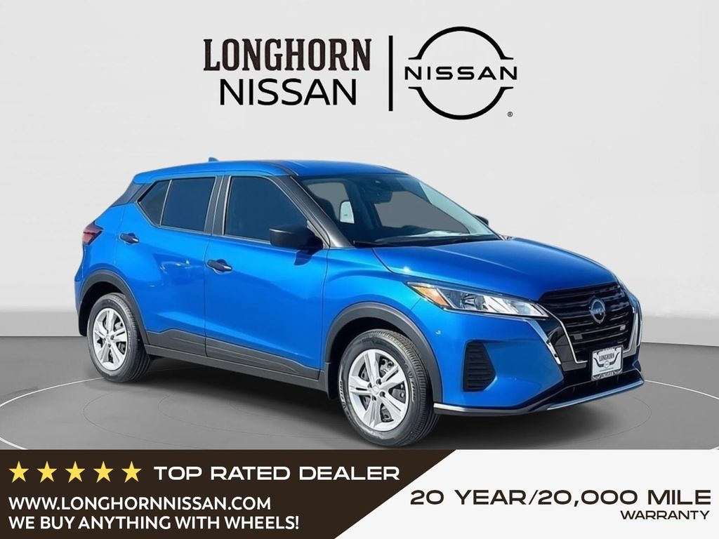 2025 Nissan KICKS PLAY Base's photo