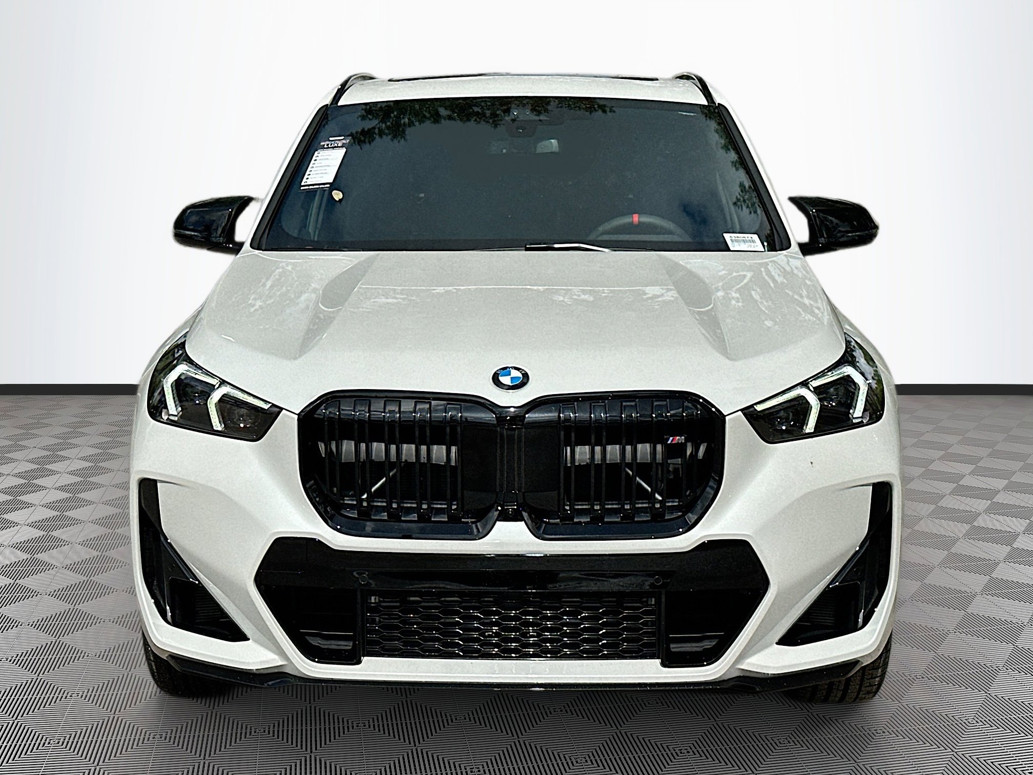 2025 Bmw X1 M35i photo 2