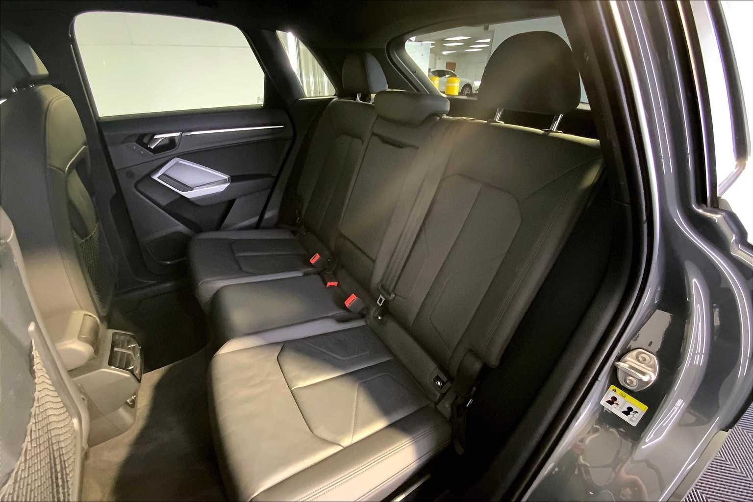 2020 Audi Q3 Premium photo 19