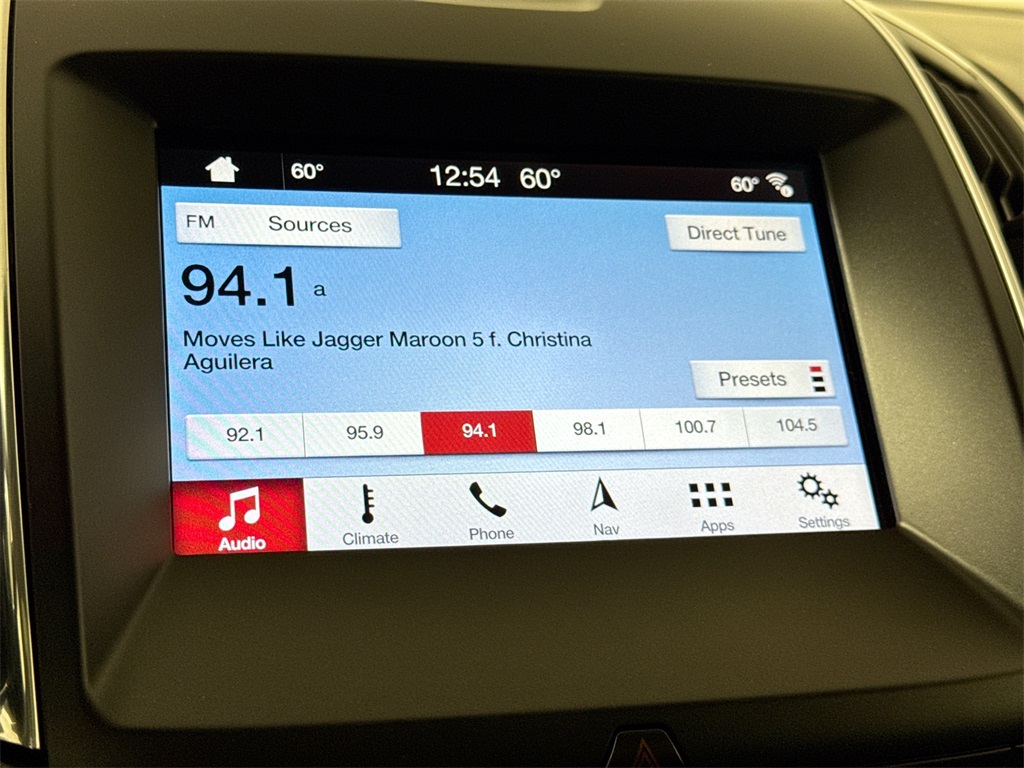 2018 Ford Edge Titanium photo 26