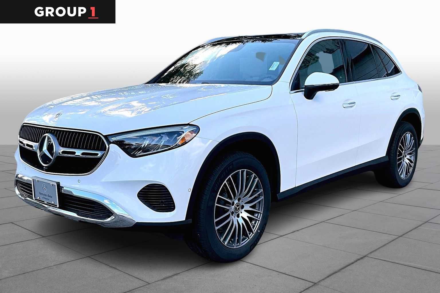 2026 Mercedes-Benz GLC Base's photo