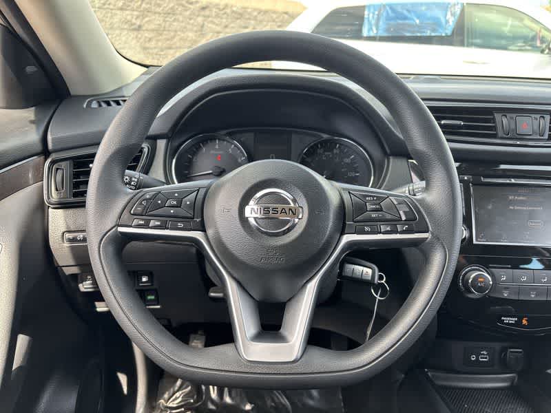 2019 Nissan Rogue S photo 19