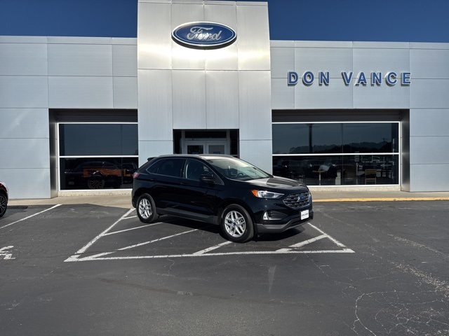 2022 Ford Edge SEL's photo