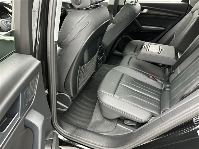 2025 Audi Q5 45 S line Premium Plus photo 14