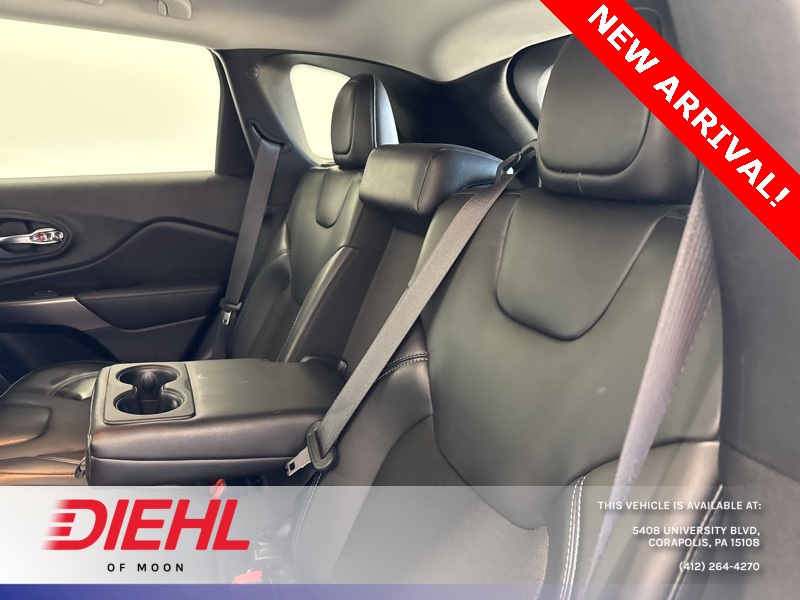2020 Jeep Cherokee Latitude Sport photo 13