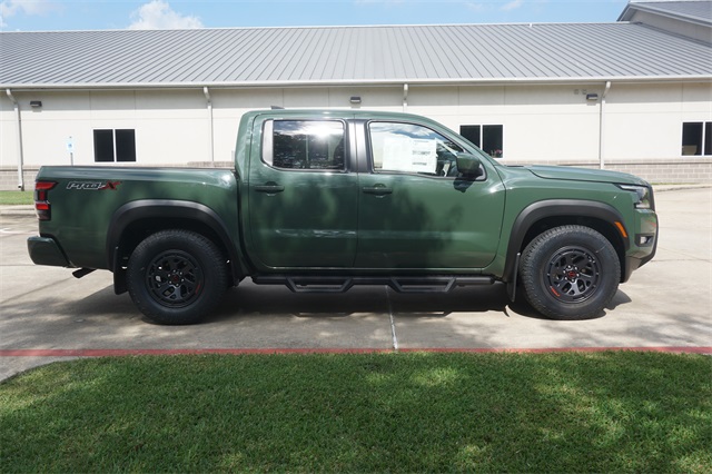 2026 Nissan Frontier PRO-X photo 3