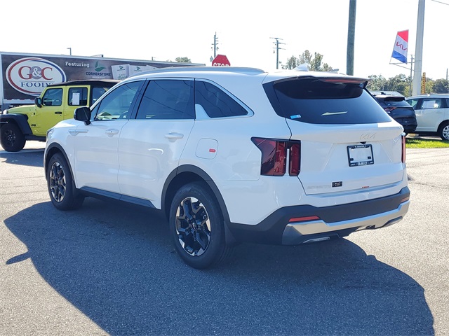 2026 Kia Sorento S photo 4