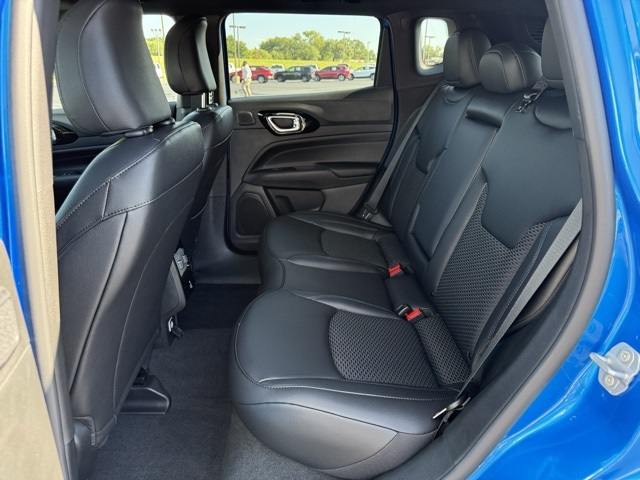 2025 Jeep Compass North Edition Latitude photo 11