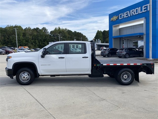 2022 Chevrolet Silverado 3500HD Work Truck photo 2