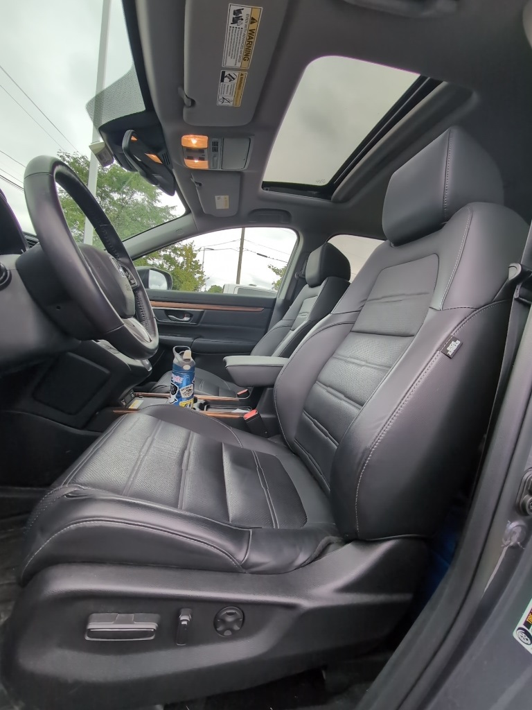 2022 Honda CR-V Touring photo 4