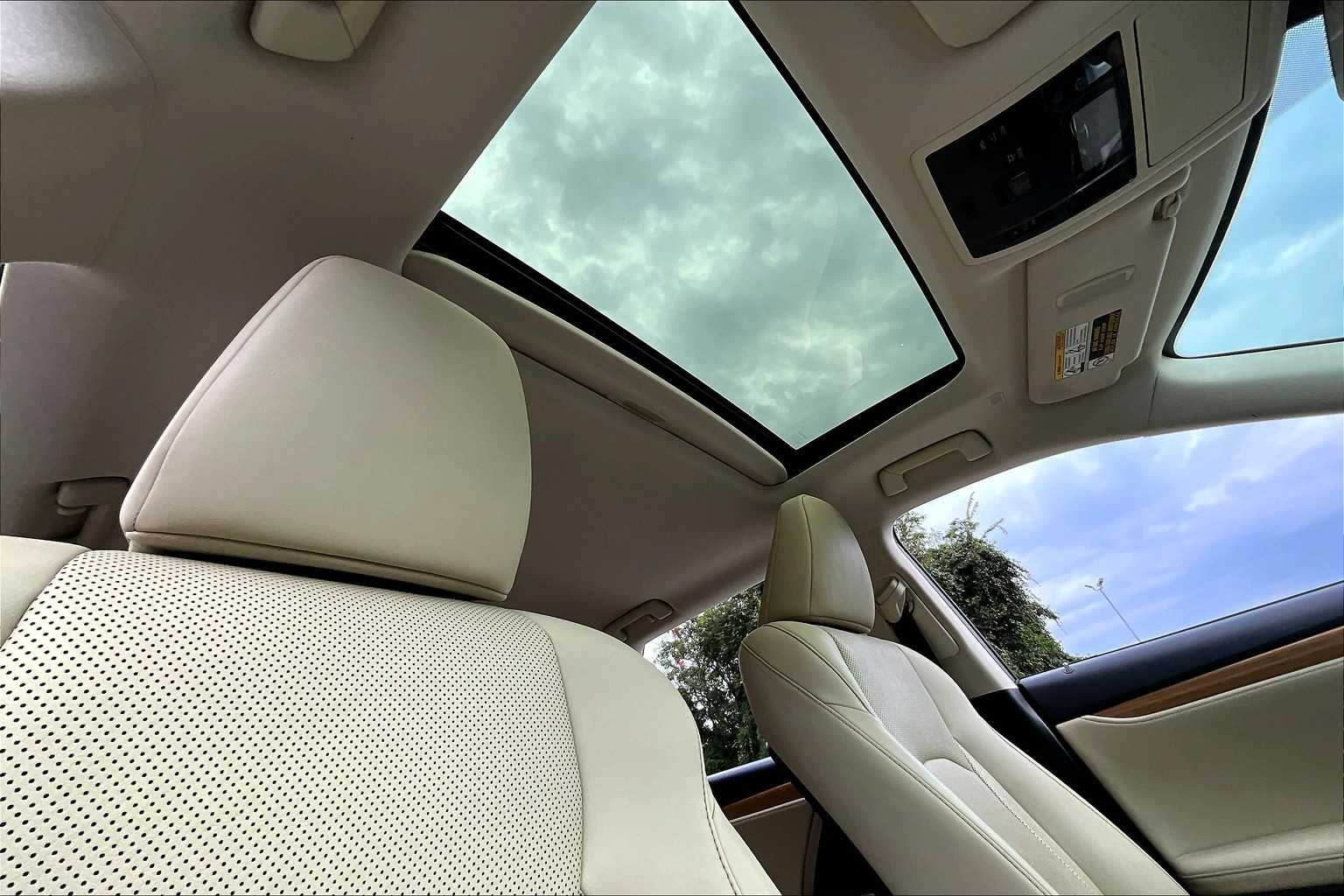2021 Lexus RX Premium photo 13