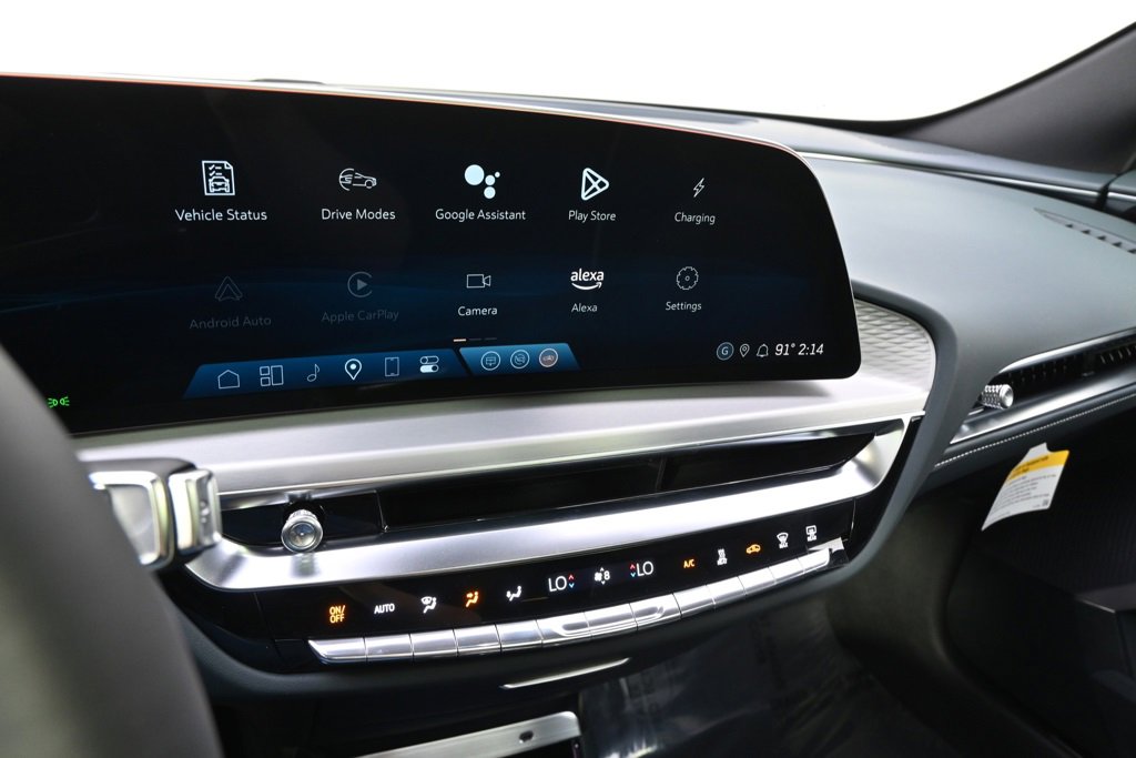 2025 Cadillac Lyriq Luxury photo 23