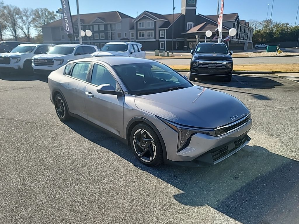 2025 Kia K4 EX's photo