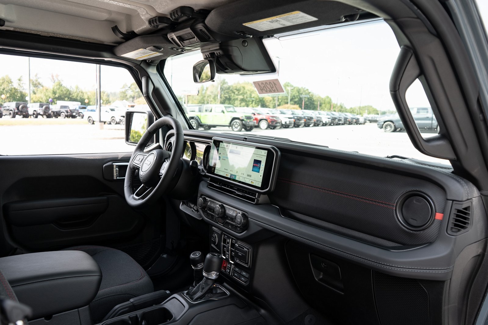 2025 Jeep Gladiator Rubicon photo 21