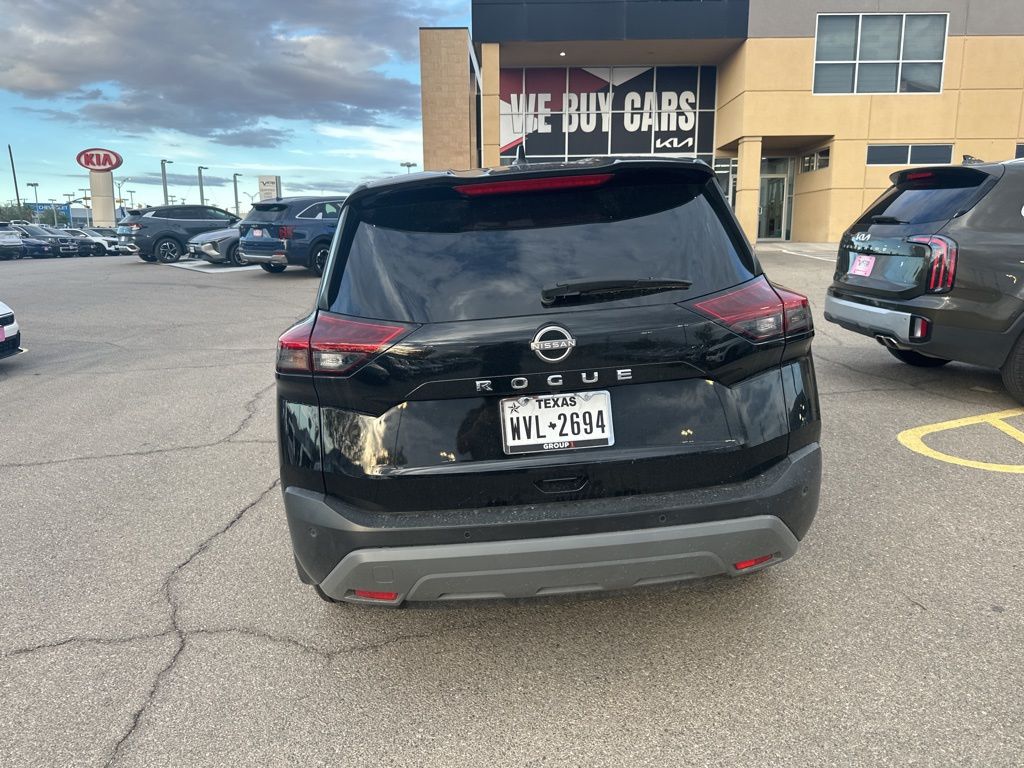 2022 Nissan Rogue S photo 5