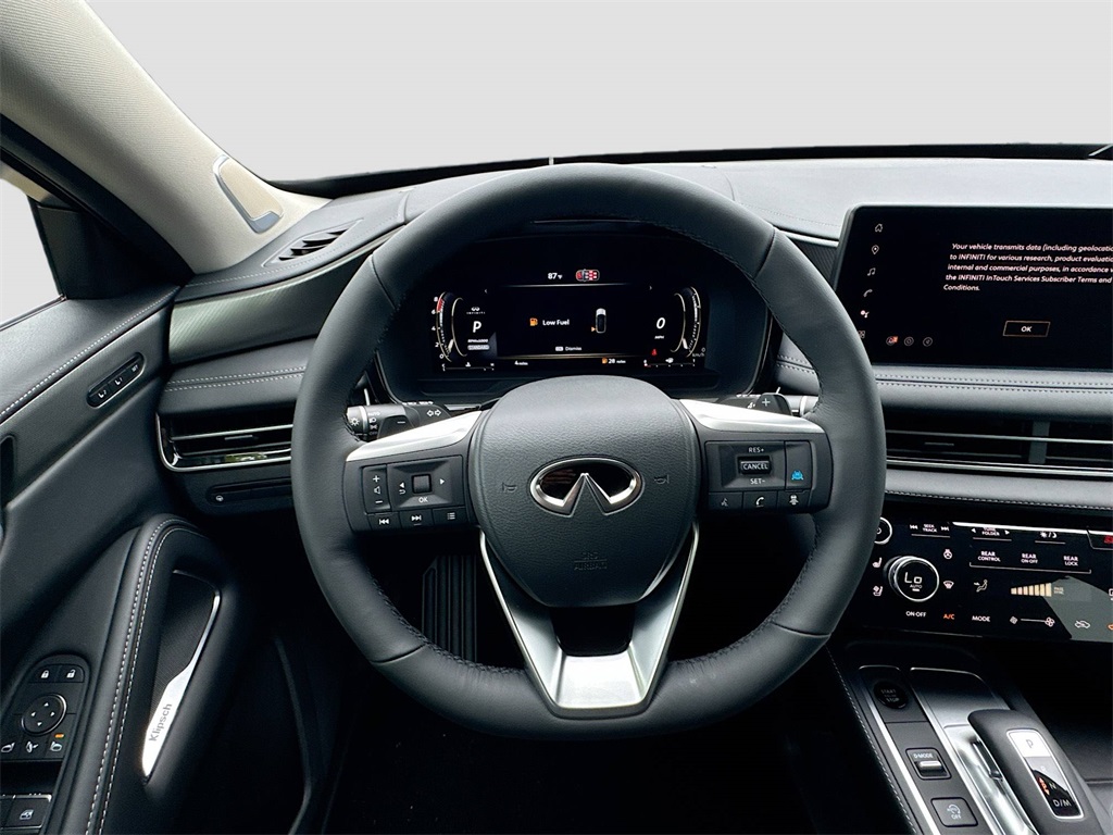 2026 Infiniti QX60 Luxe photo 11