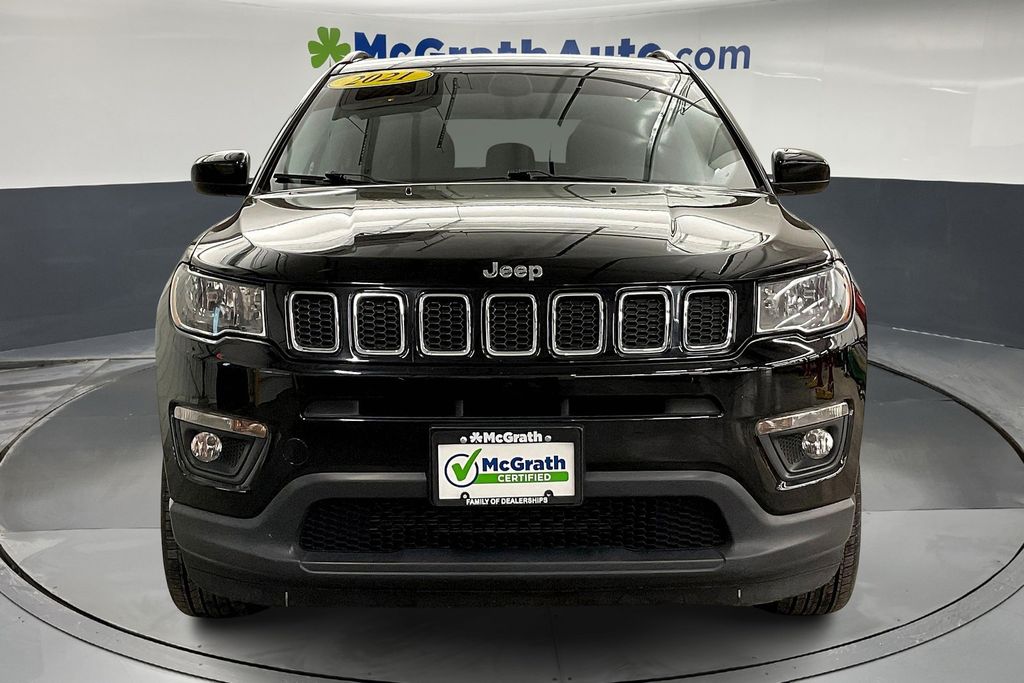 2021 Jeep Compass Latitude photo 3