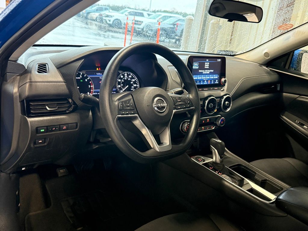 2024 Nissan Sentra SV photo 3