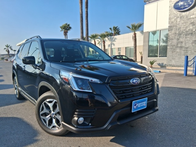2023 Subaru Forester Premium's photo
