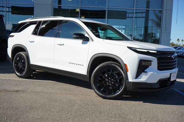 2026 Chevrolet Traverse LT's photo