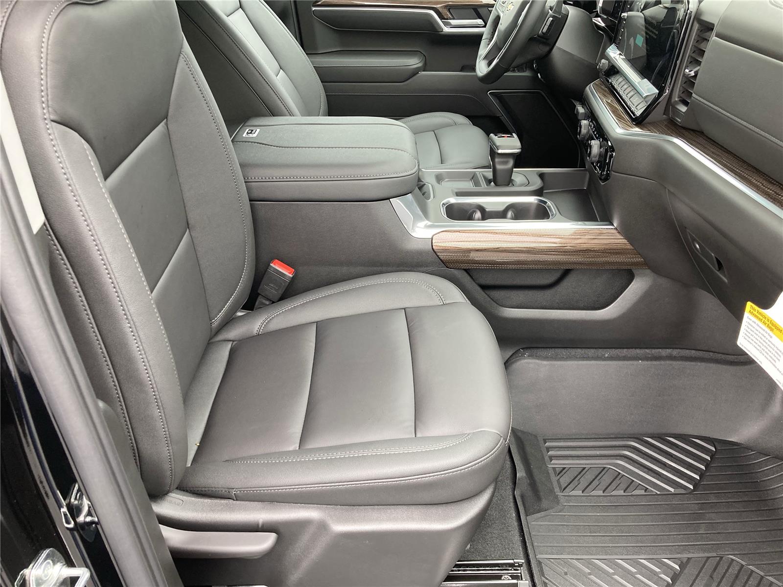 2026 Chevrolet Silverado 1500 LT photo 34