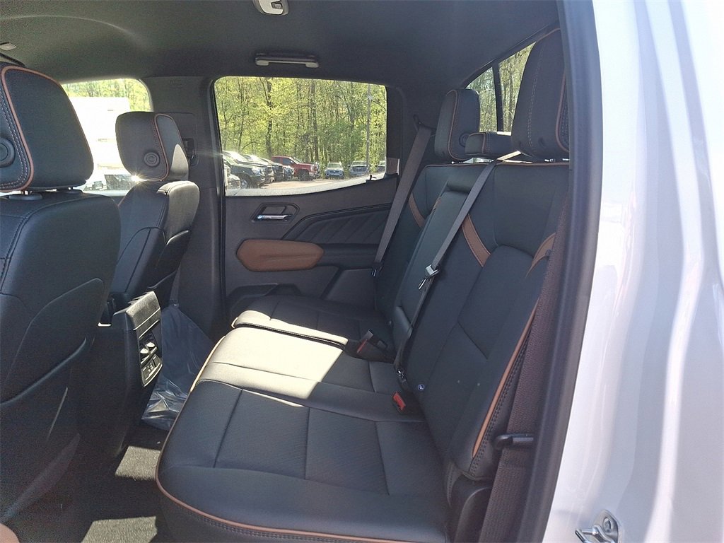 2025 Gmc Canyon AT4 photo 6