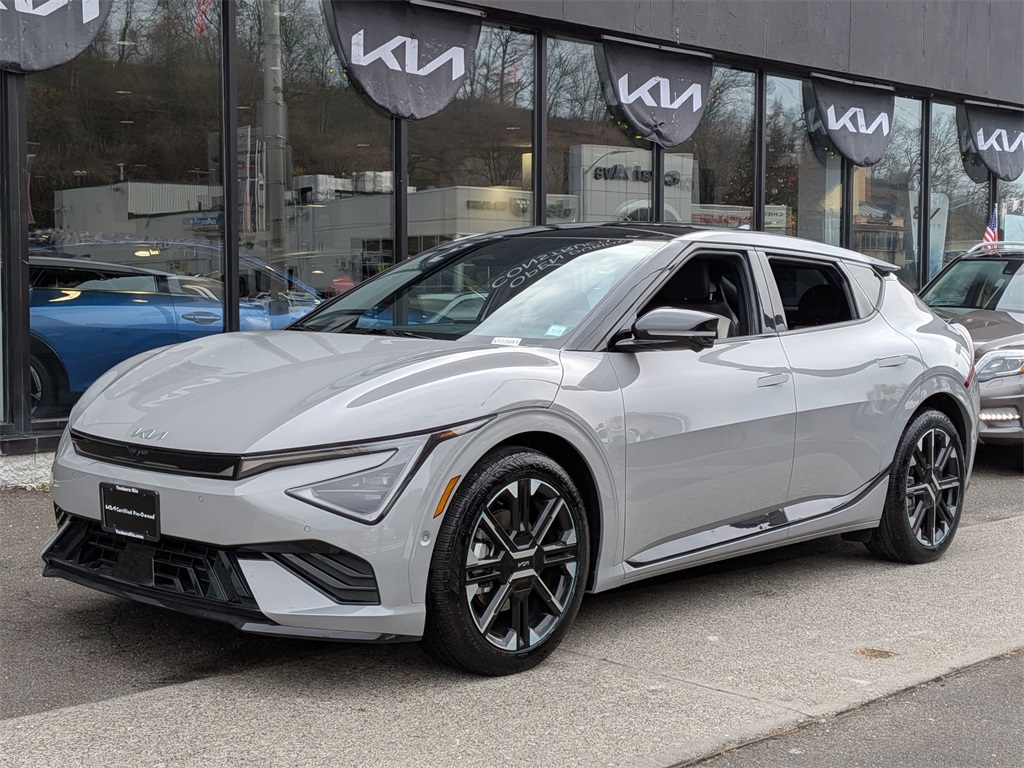 2025 Kia EV6 GT-Line's photo