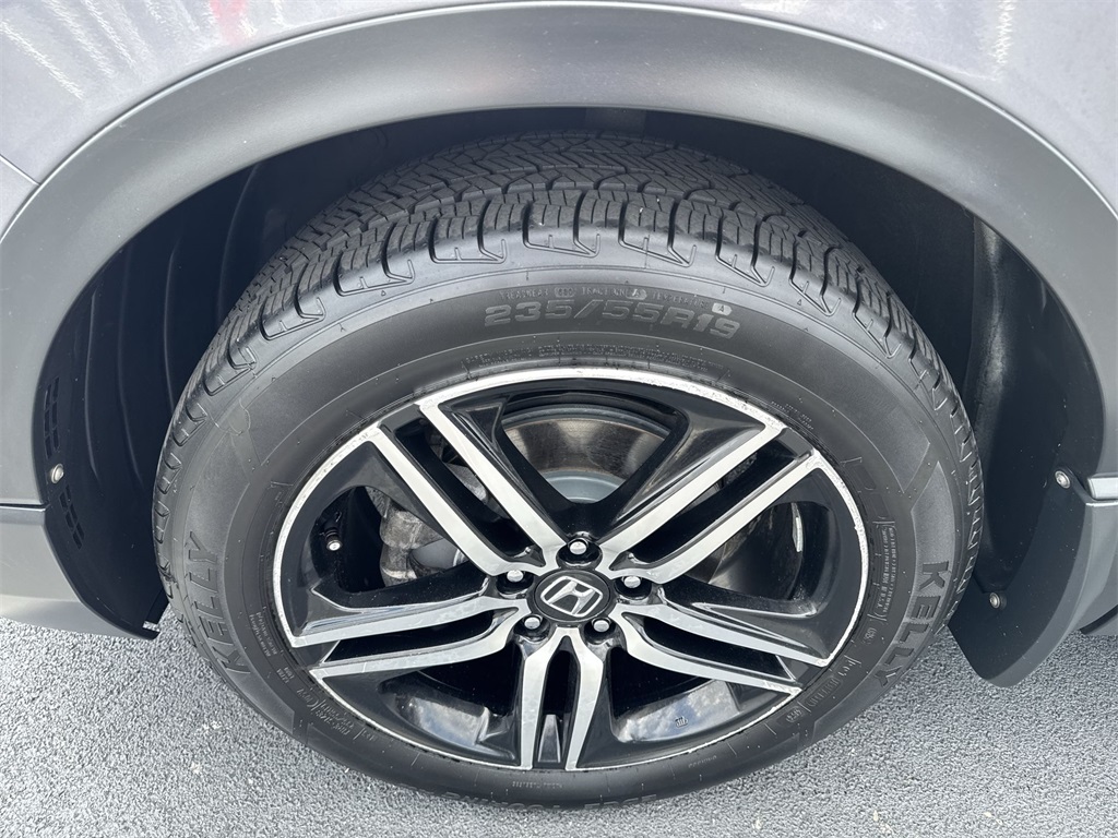 2021 Honda CR-V Touring photo 16