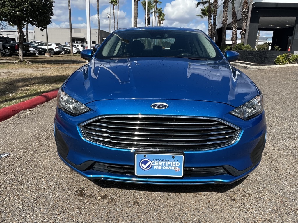 2020 Ford Fusion SE photo 2
