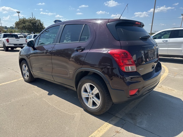 2020 Chevrolet Trax LS photo 3