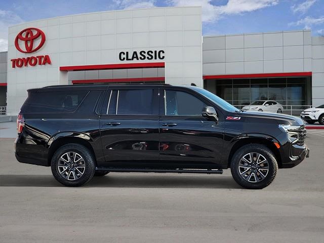 2024 Chevrolet Suburban Z71 photo 3