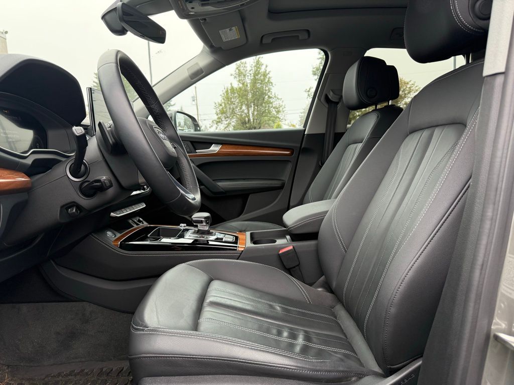 2023 Audi Q5 45 S line Premium Plus photo 9