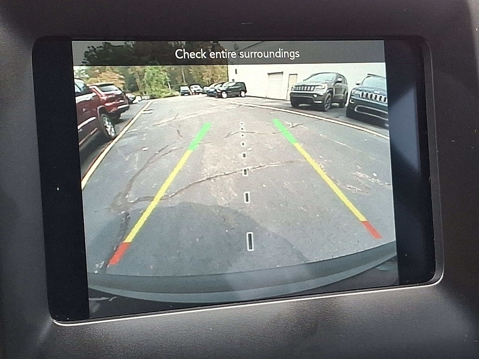 2019 Jeep Cherokee Altitude photo 13