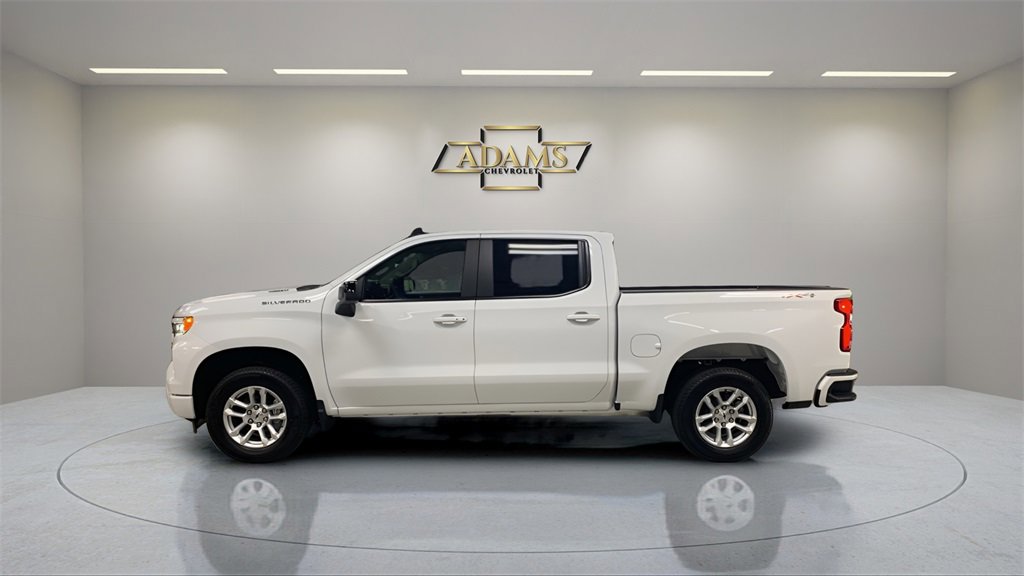 2026 Chevrolet Silverado 1500 RST photo 3