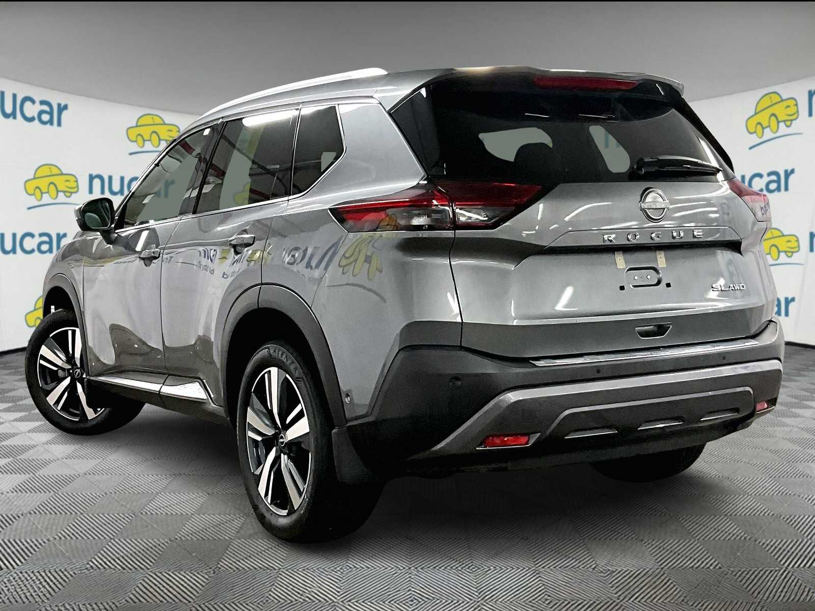2023 Nissan Rogue SL photo 4