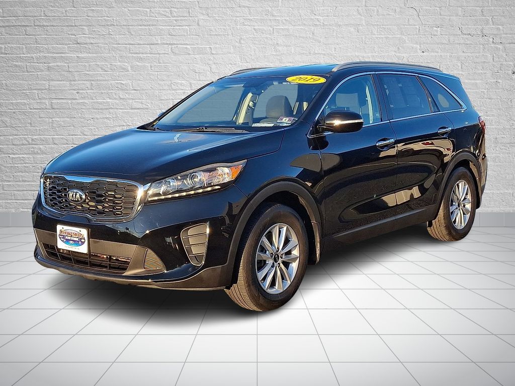 2019 Kia Sorento LX's photo