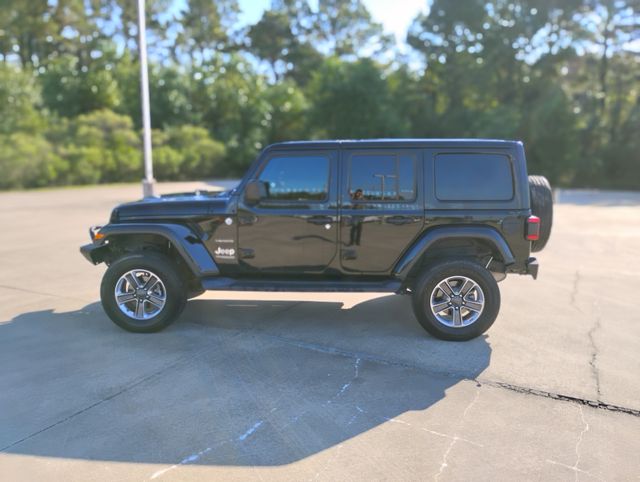 2020 Jeep Wrangler Unlimited Sahara photo 2
