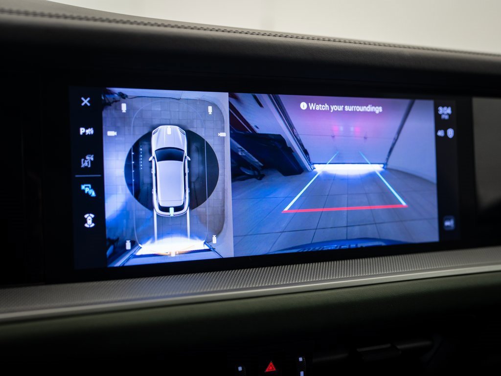 2024 Porsche Cayenne photo 28