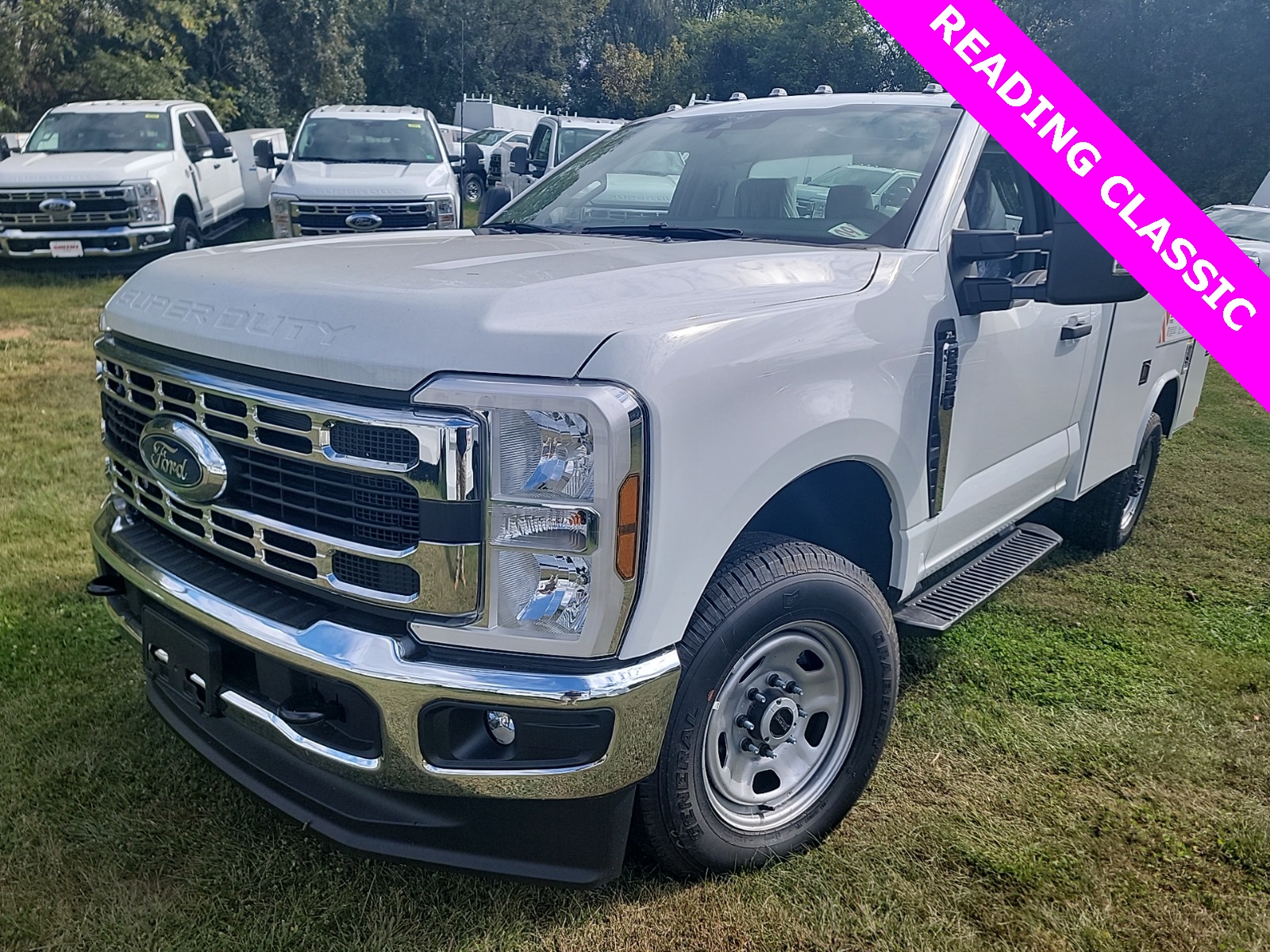 2025 Ford F-350 photo 6